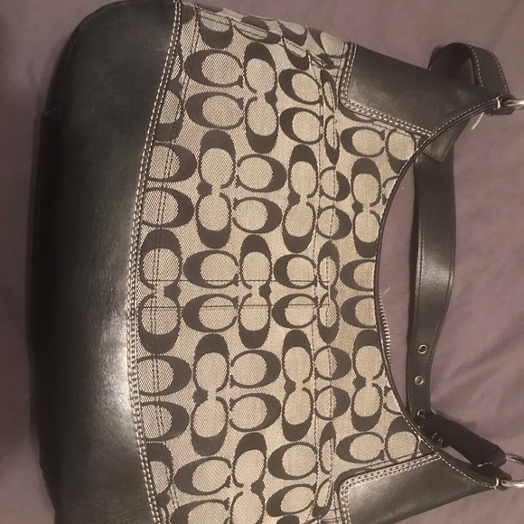 Purse - Picture 2 of 4